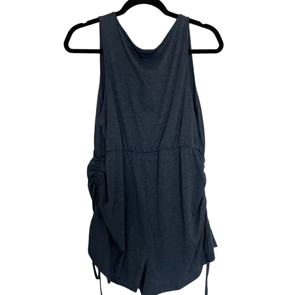 Romper - Picture 2 of 3